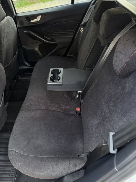 Sofer cu auto personal